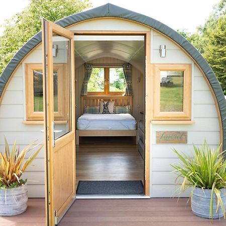 Hotel Glamping At South Lytchett Manor Poole Esterno foto