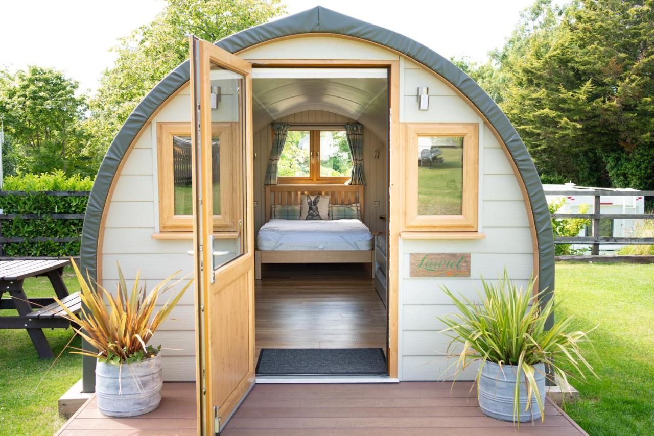 Hotel Glamping At South Lytchett Manor Poole Esterno foto