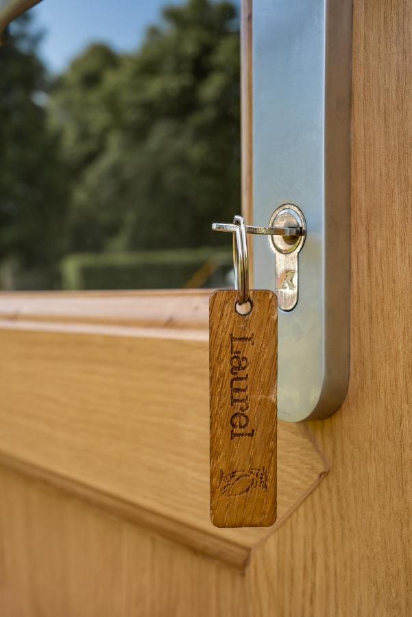 Hotel Glamping At South Lytchett Manor Poole Esterno foto