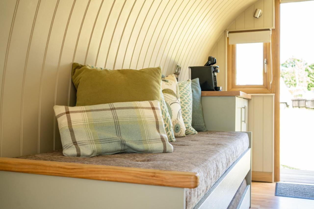 Hotel Glamping At South Lytchett Manor Poole Esterno foto