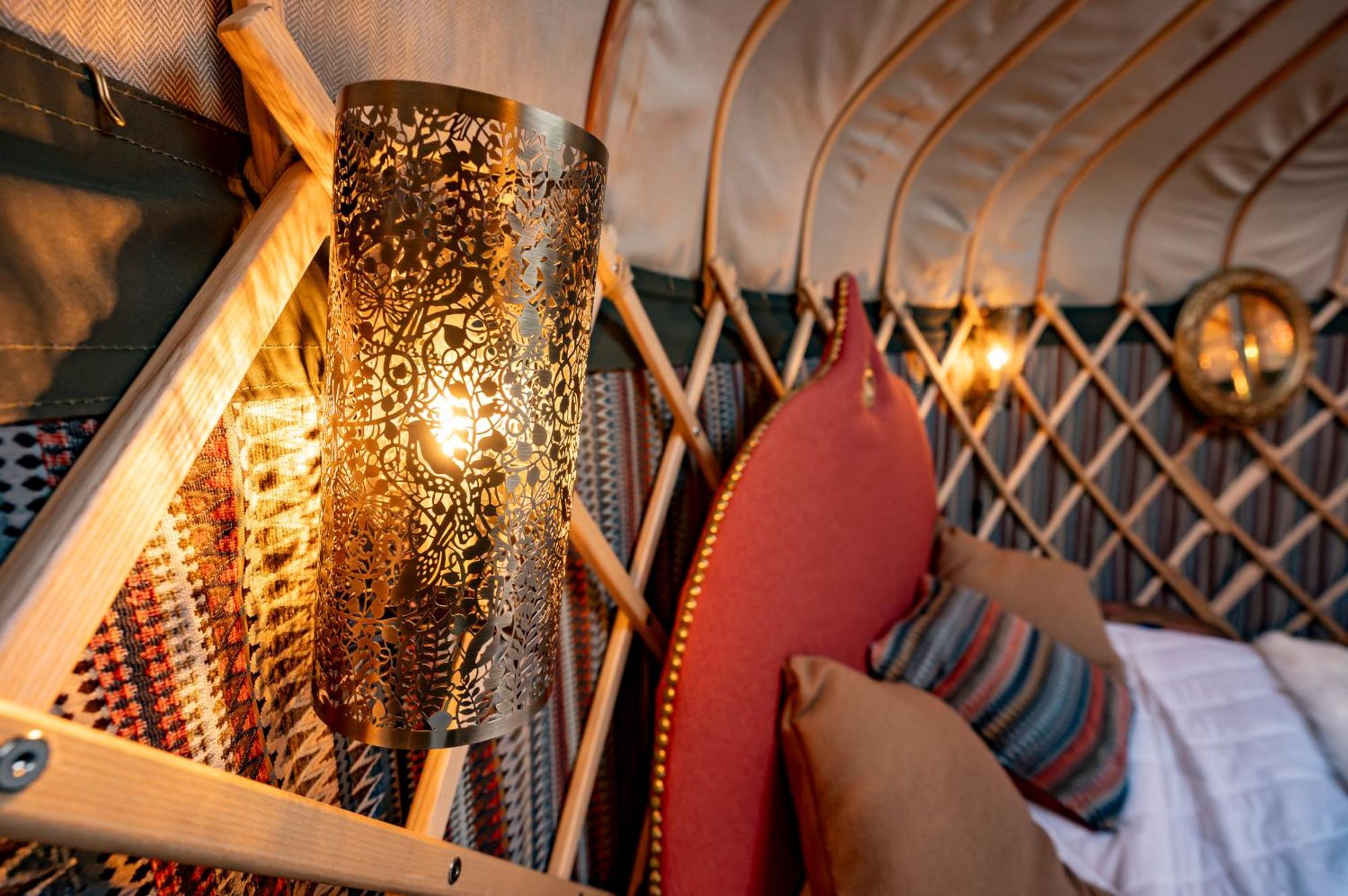 Hotel Glamping At South Lytchett Manor Poole Esterno foto