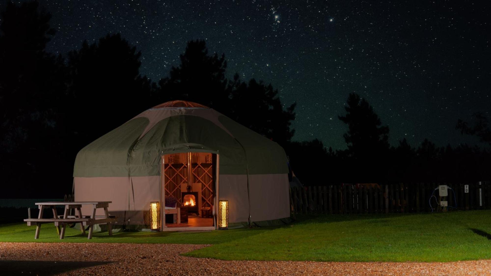 Hotel Glamping At South Lytchett Manor Poole Esterno foto