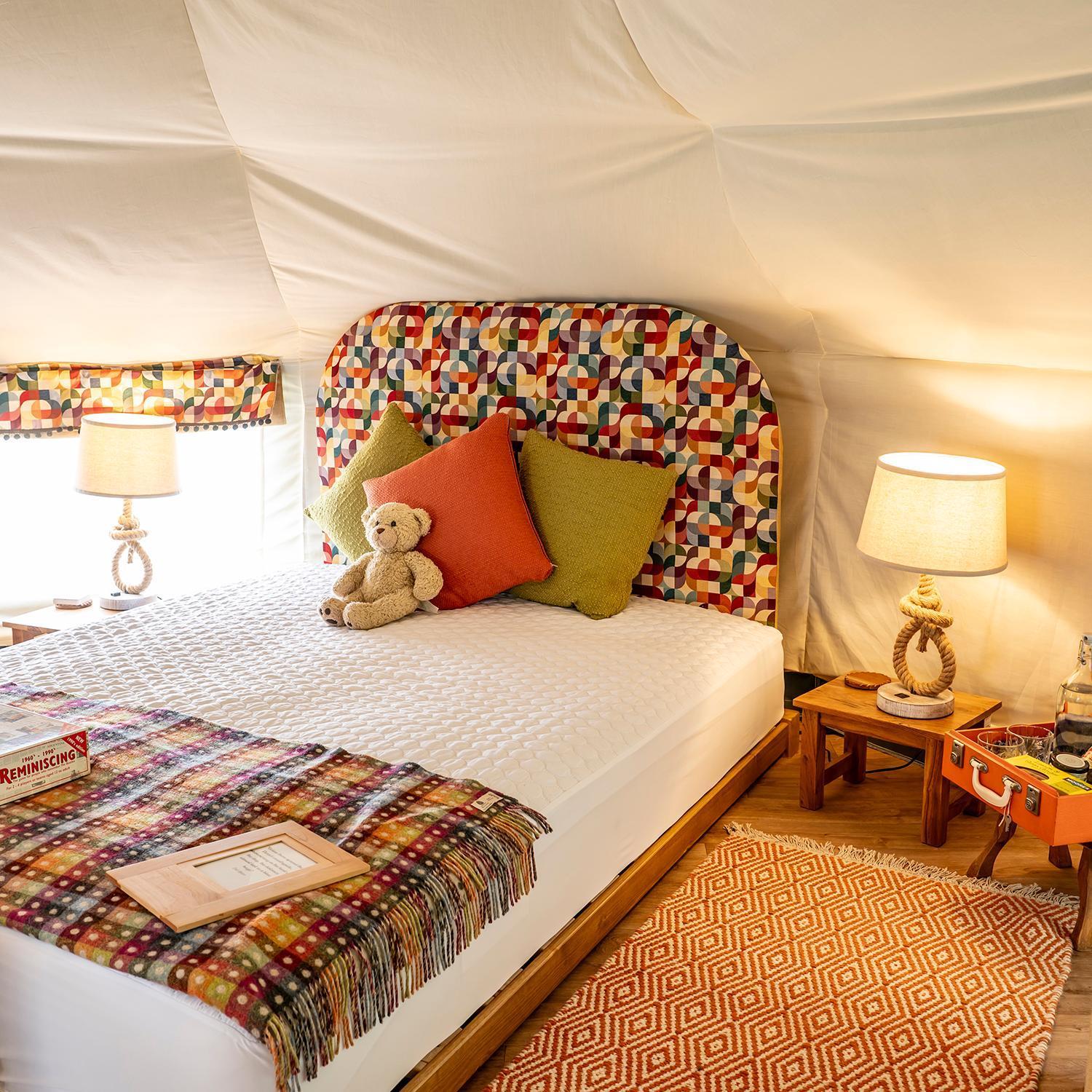 Hotel Glamping At South Lytchett Manor Poole Esterno foto